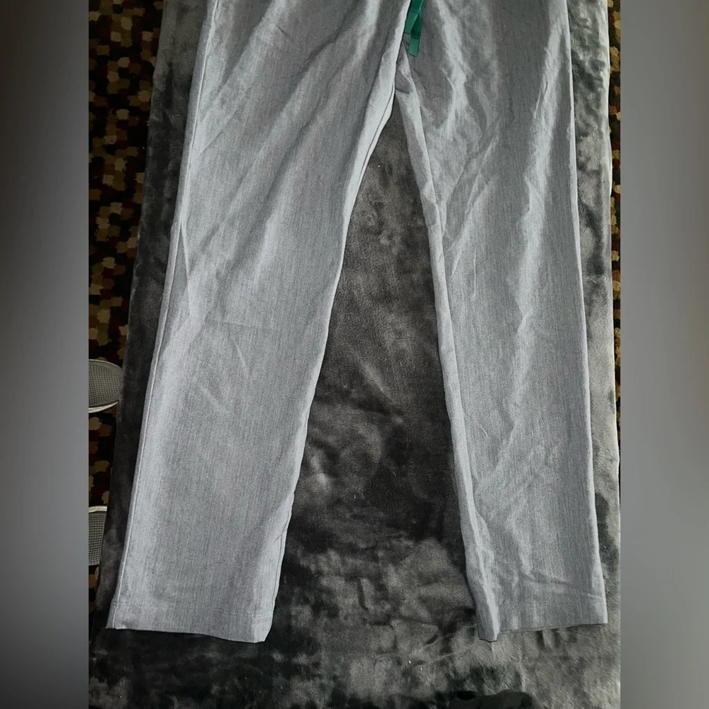 Figs Daga Slim Pant in Graphite Size Large New with tag